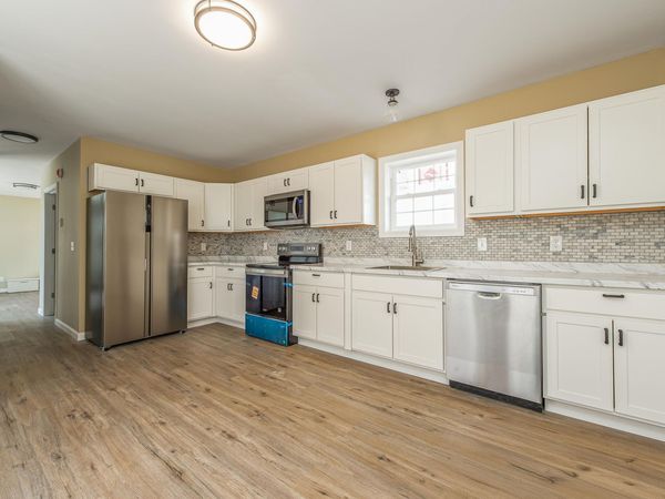 27 Drummond Street , Auburn, ME 04210