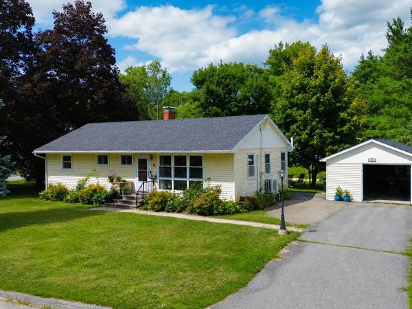 23 Gilbert Street , Orono, ME 04473