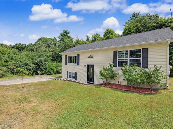 55 Hillcrest Avenue , Lewiston, ME 04240