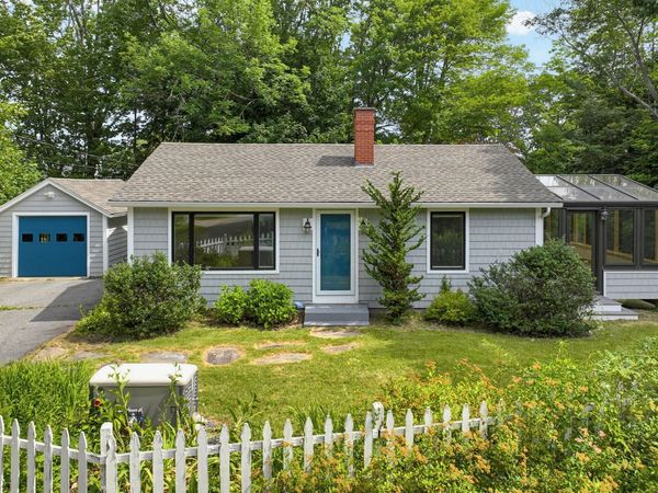 13 Chapel Street , Freeport, ME 04032