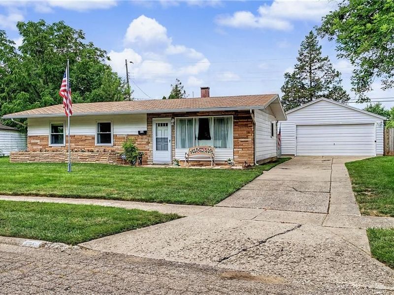 5743 Kevin Drive, Dayton, OH 45432 Photo 2
