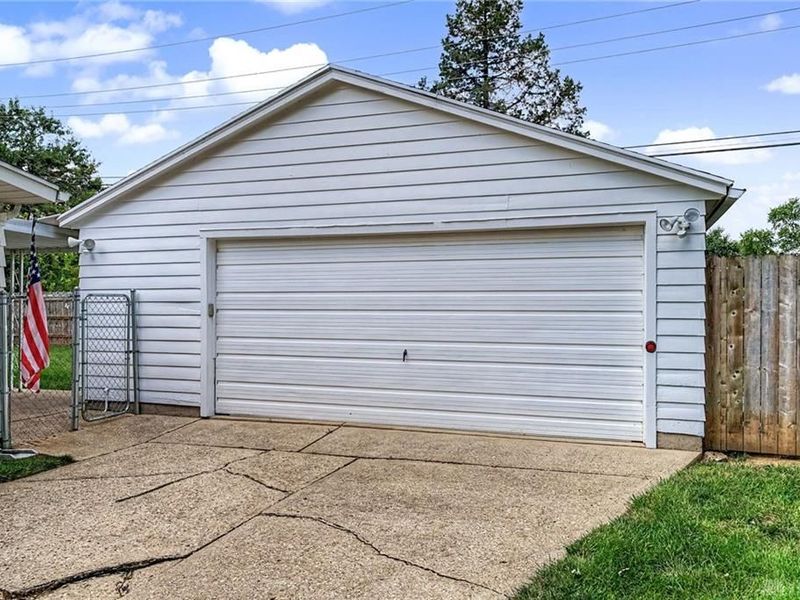 5743 Kevin Drive, Dayton, OH 45432 Photo 5