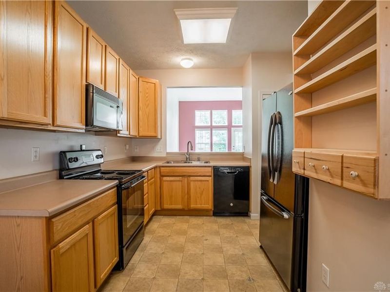 2642 Harrison Lane, Beavercreek, OH 45431 Photo 7