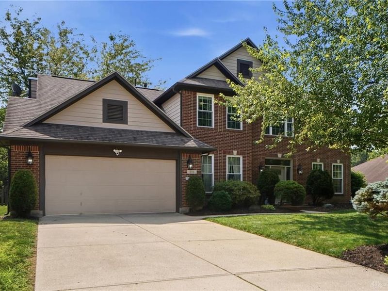 210 Sycamore Springs Drive, Springboro, OH 45066 Photo 1
