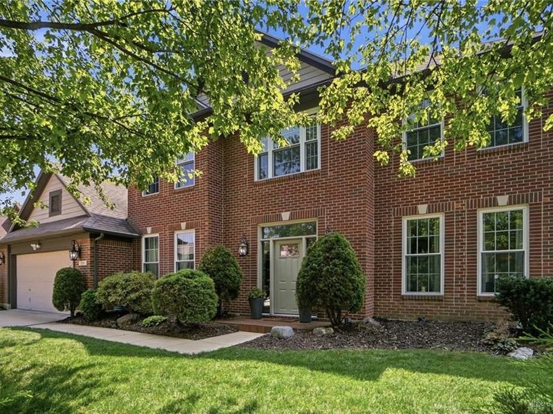 210 Sycamore Springs Drive, Springboro, OH 45066 Photo 3