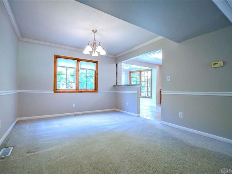 543 Deptford Avenue, Washington Township, OH 45429 Photo 10