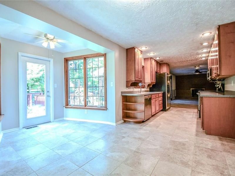 543 Deptford Avenue, Washington Township, OH 45429 Photo 11