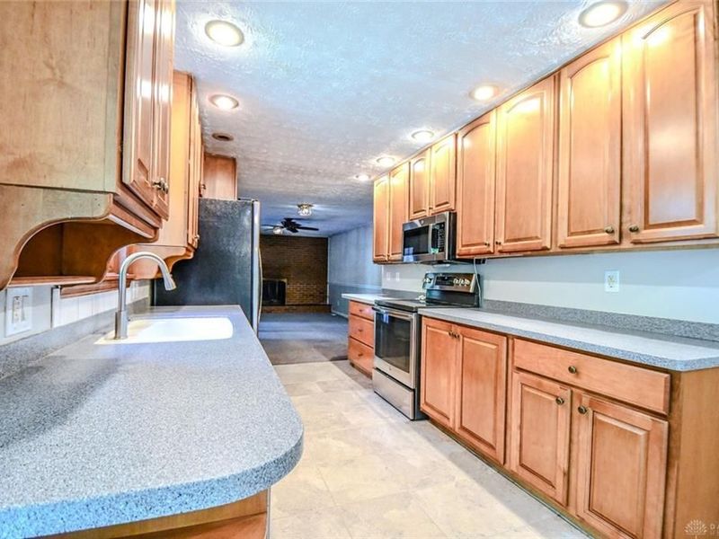 543 Deptford Avenue, Washington Township, OH 45429 Photo 13