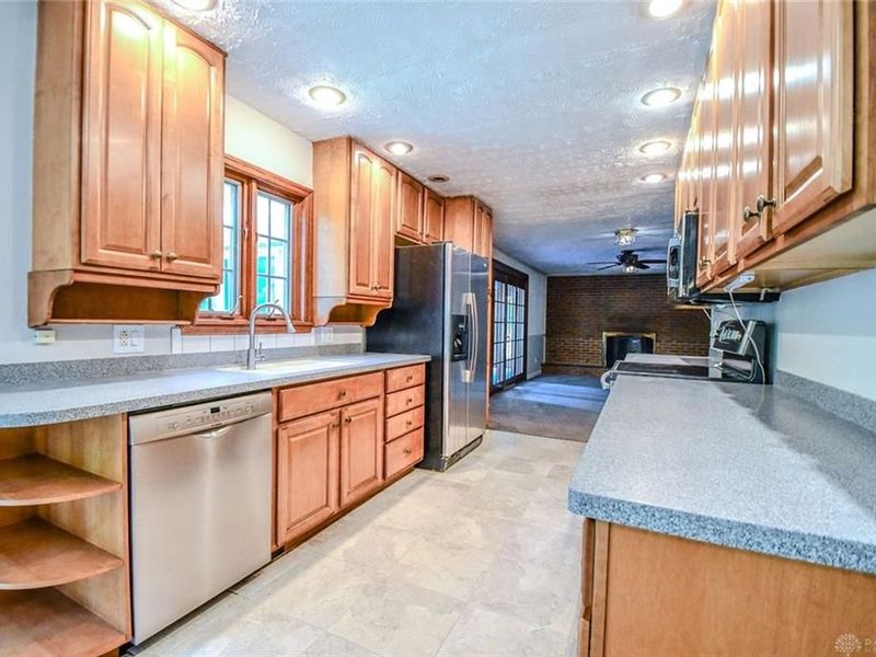 543 Deptford Avenue, Washington Township, OH 45429 Photo 15