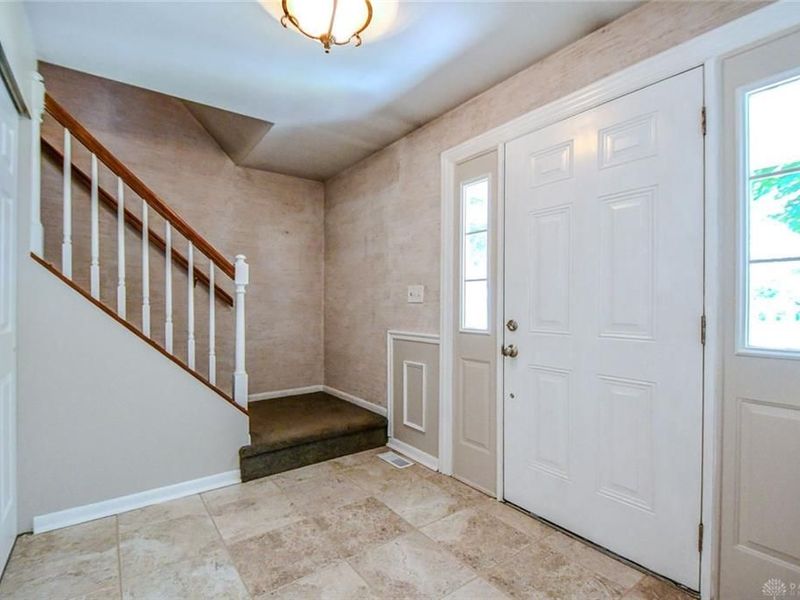 543 Deptford Avenue, Washington Township, OH 45429 Photo 5