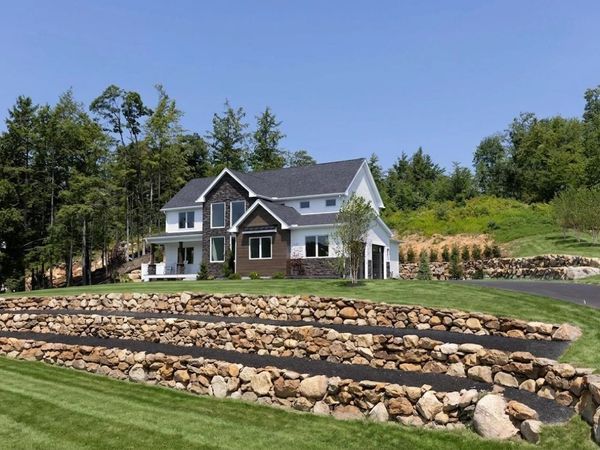 25 Indian Rock Road, Bedford, NH 03110