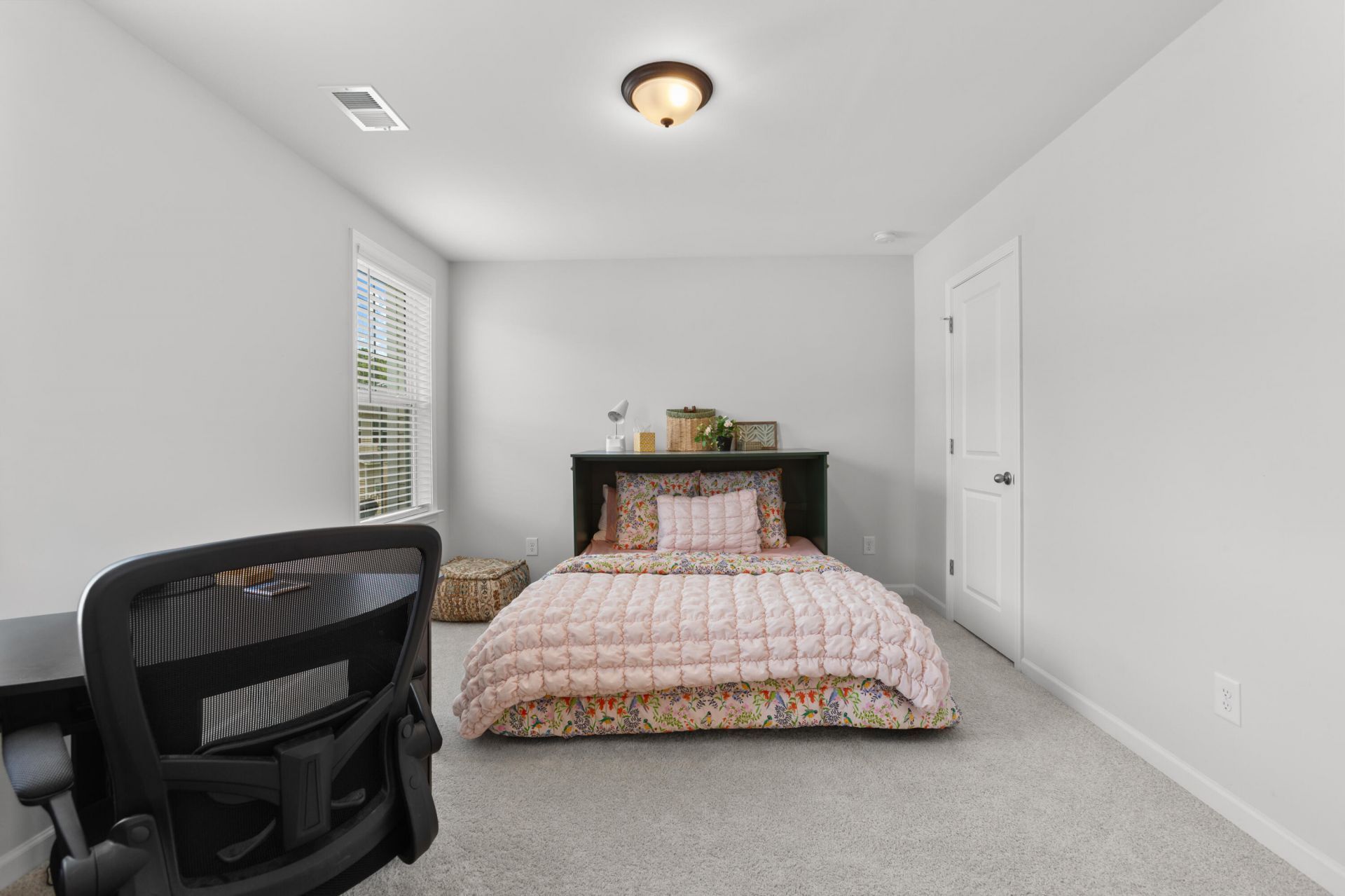 502 Green Fern Drive Photo 13