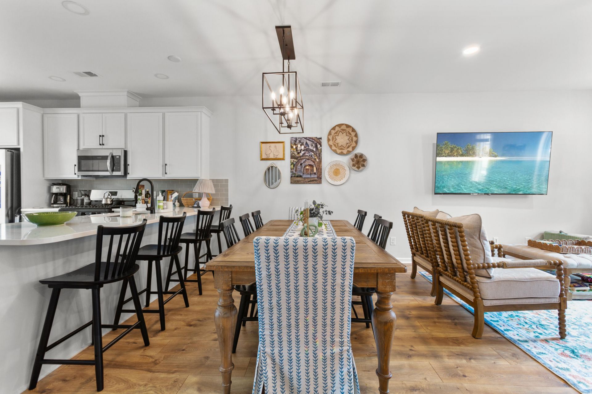 502 Green Fern Drive Photo 4