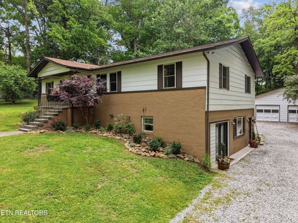 2232 Belt Rd, Knoxville, TN 37920