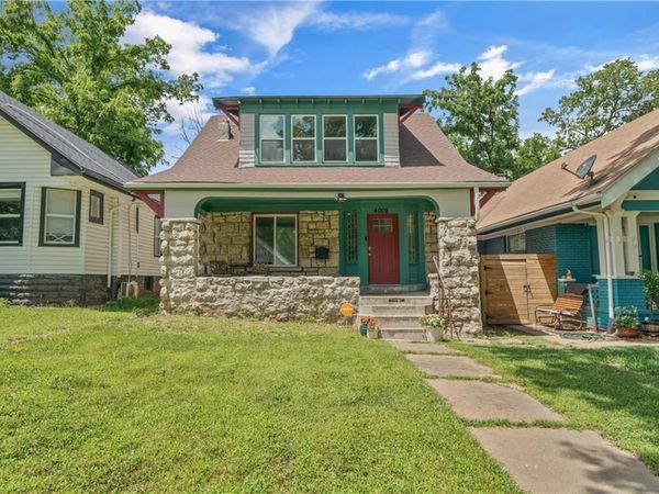 4008 S Benton Avenue, Kansas City, MO 64130