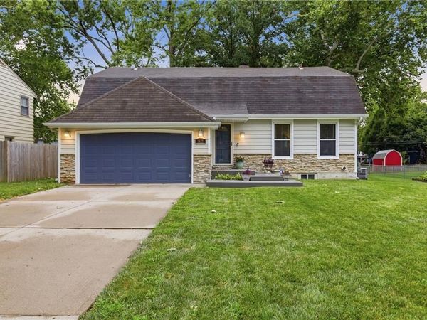 1611 NE 50th Street, Kansas City, MO 64118