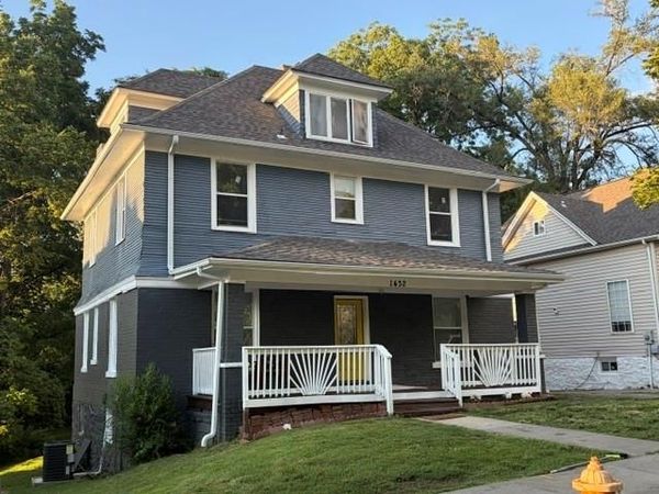1432 W Walnut Street, Independence, MO 64050