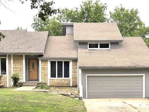 9786 W 101 Terrace, Overland Park, KS 66212