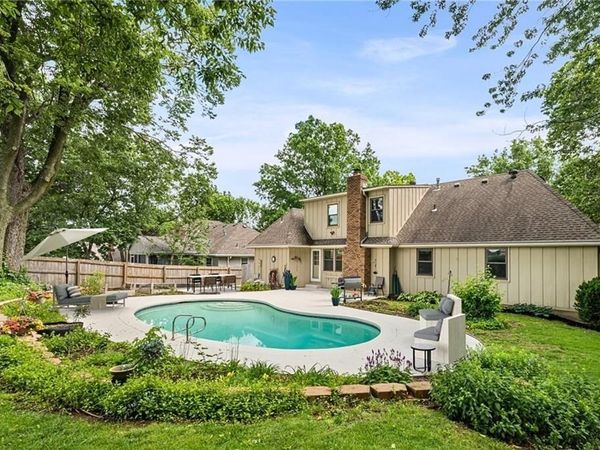12606 W 69th Street, Shawnee, KS 66216