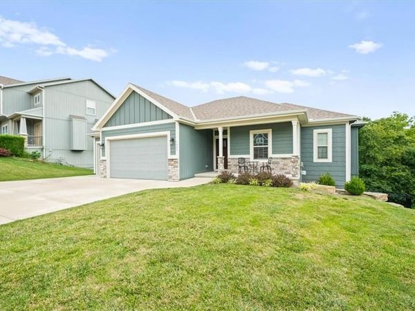 7365 N Lamar Drive, Kansas City, MO 64152