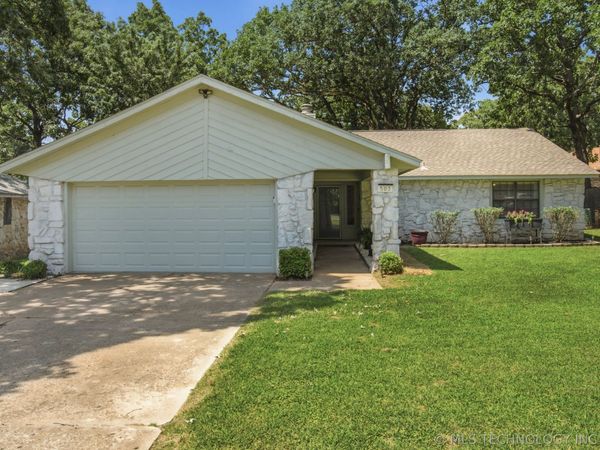 503 W 33rd Street , Sand Springs, OK 74063