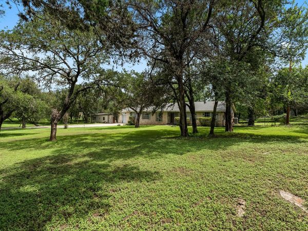 651 High Low DR, New Braunfels, TX 78132