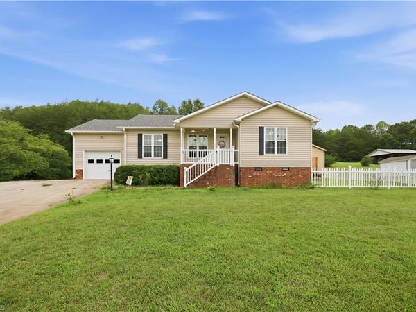 482 Moser Road, King, NC 27021