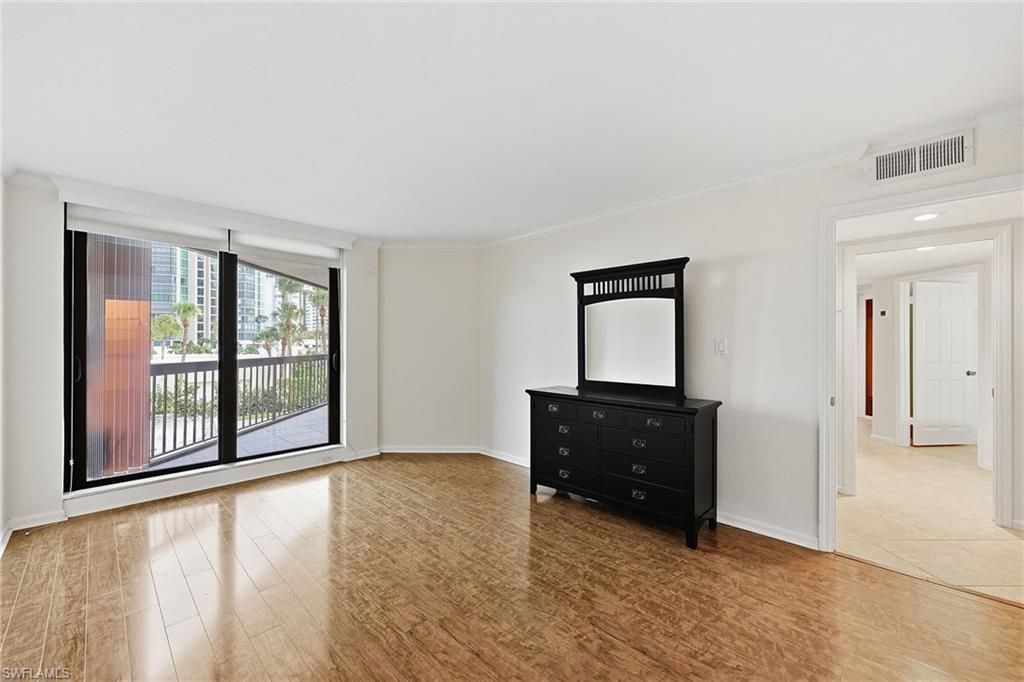 4551 Gulf Shore Blvd N, Unit 200, Naples, FL 34103 Photo