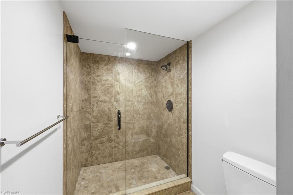 4551 Gulf Shore Blvd N, Unit 200, Naples, FL 34103 Photo
