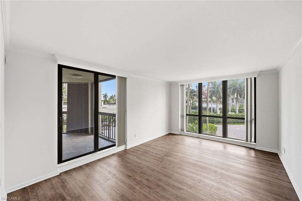4551 Gulf Shore Blvd N, Unit 200, Naples, FL 34103 Photo