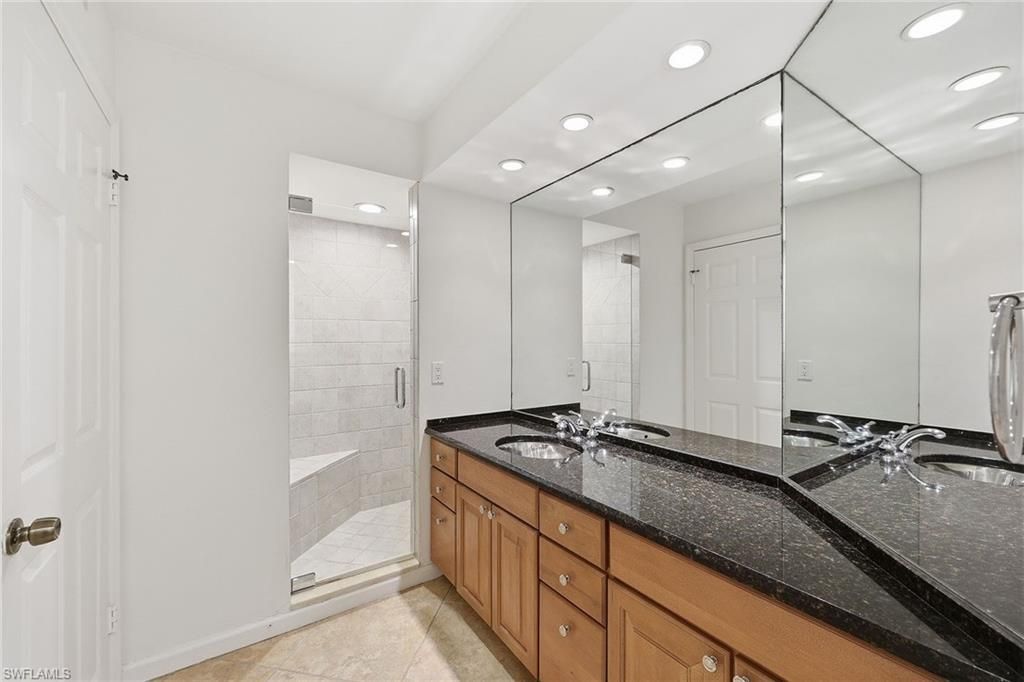 4551 Gulf Shore Blvd N, Unit 200, Naples, FL 34103 Photo
