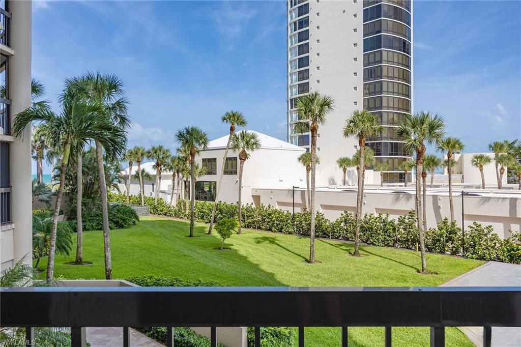 4551 Gulf Shore Blvd N, Unit 200, Naples, FL 34103 Photo