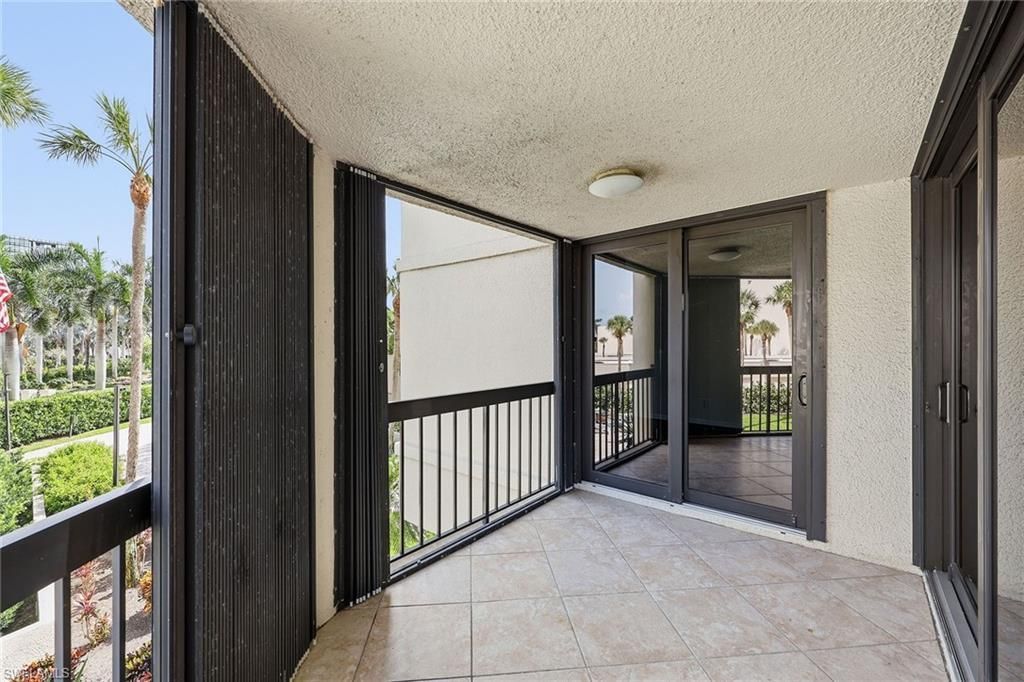 4551 Gulf Shore Blvd N, Unit 200, Naples, FL 34103 Photo