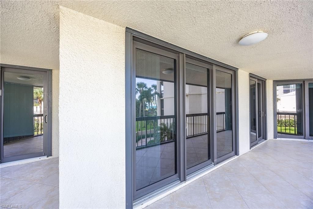 4551 Gulf Shore Blvd N, Unit 200, Naples, FL 34103 Photo