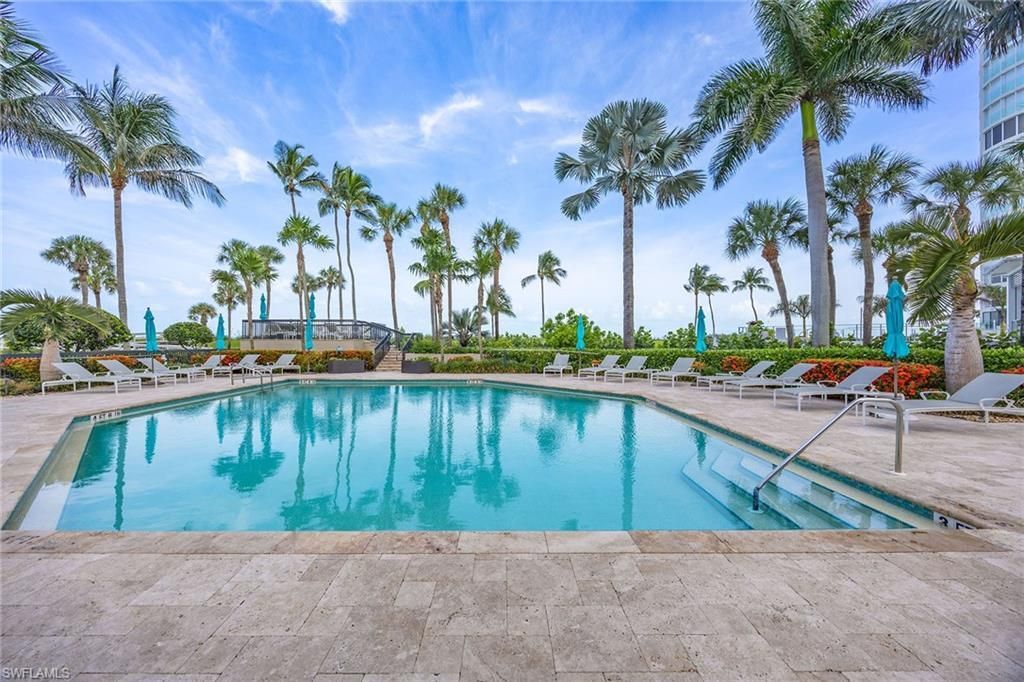 4551 Gulf Shore Blvd N, Unit 200, Naples, FL 34103 Photo