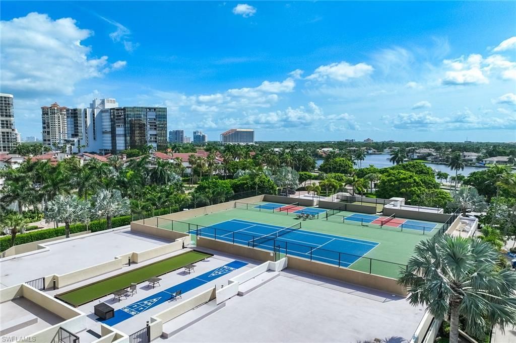 4551 Gulf Shore Blvd N, Unit 200, Naples, FL 34103 Photo
