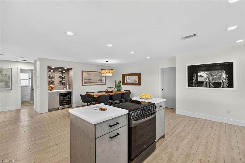 2341 Mayfield Ct , Unit 8, Naples, FL 34105 Photo