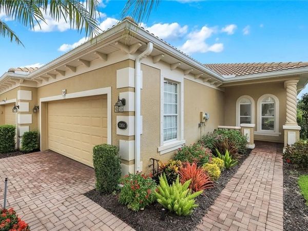 13850 Cleto DR, ESTERO, FL 33928