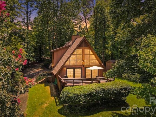 131 Pentland Court , Mooresville, NC 28117