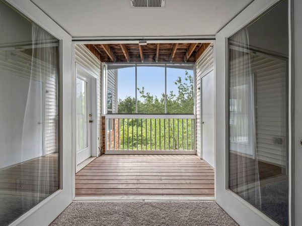 6600 LAKE PARK DRIVE, Unit 204, GREENBELT, MD 20770