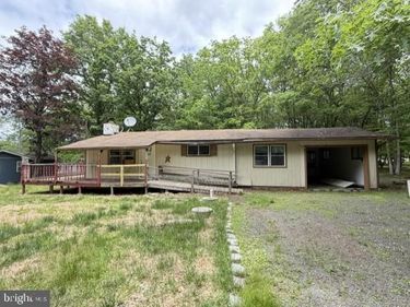 10 CEDAR LANE, ALBRIGHTSVILLE, PA 18210