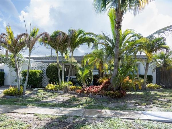 8695 SE Janice Drive, Hobe Sound, FL 33455