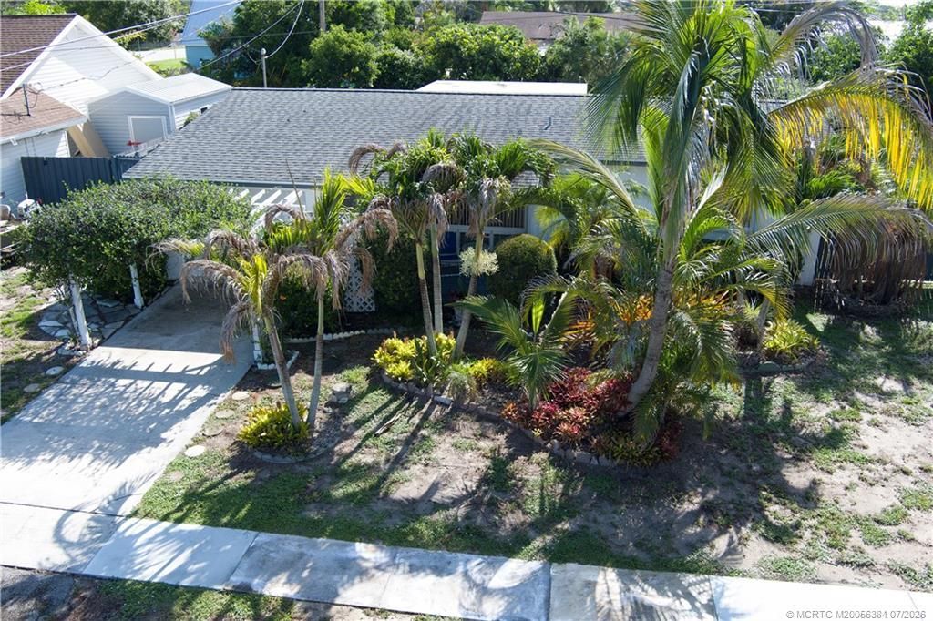 8695 SE Janice Drive, Hobe Sound, FL 33455 Photo