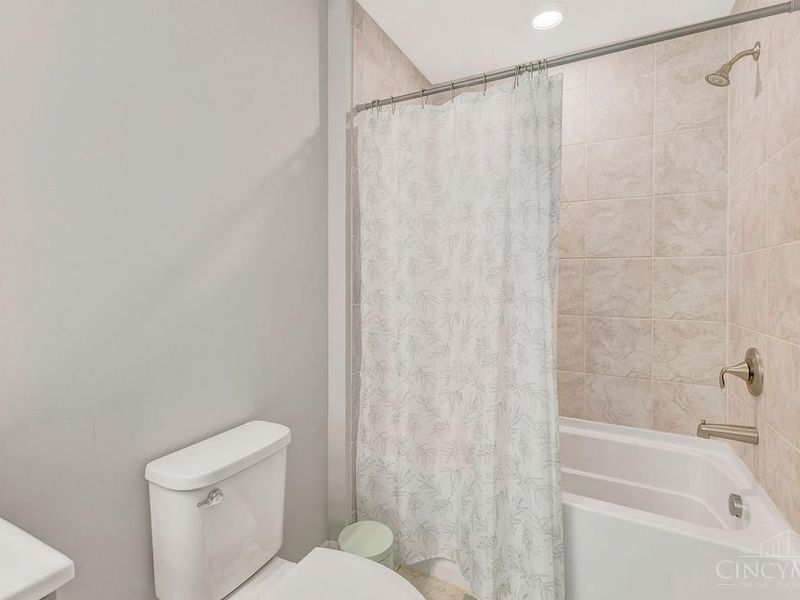 4976 Pebble Ct, Liberty Township, OH 45011 Photo 33