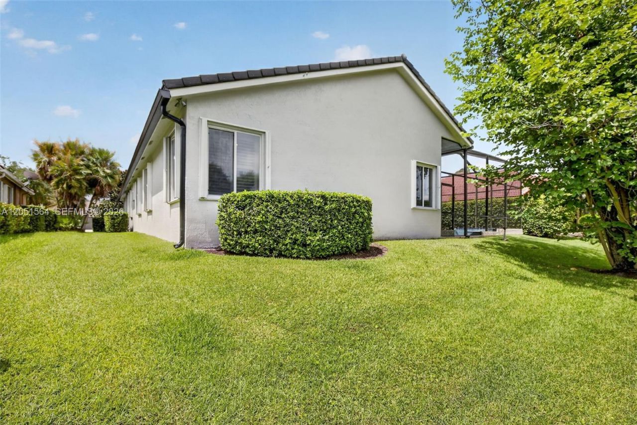 1164 Ginger Circle , Weston, FL 33326 Photo
