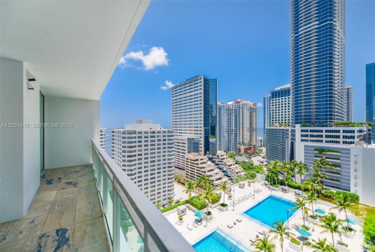 950 Brickell Bay Dr , Unit 1905, Miami, FL 33131 Photo
