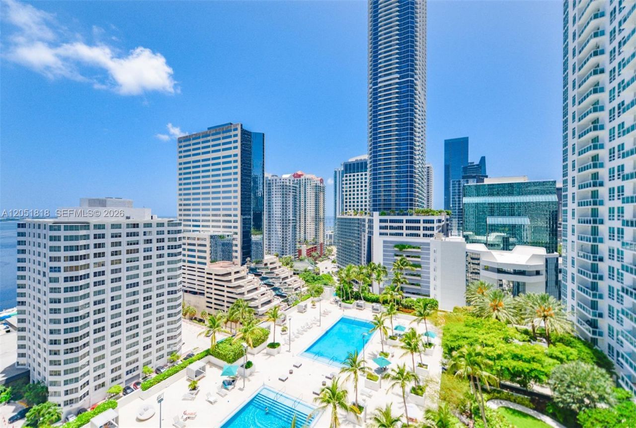 950 Brickell Bay Dr, Unit 1905, Miami, FL 33131 Photo
