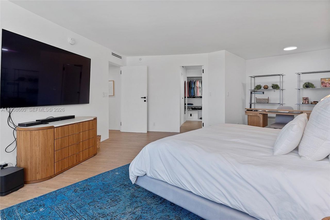 1111 Crandon Blvd, Unit A501, Key Biscayne, FL 33149 Photo