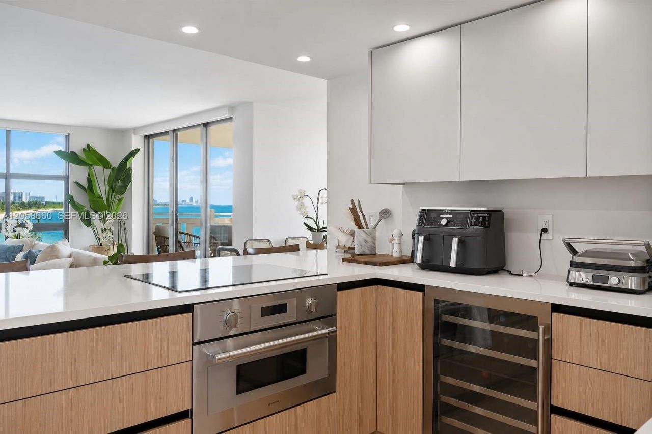 1111 Crandon Blvd, Unit A501, Key Biscayne, FL 33149 Photo