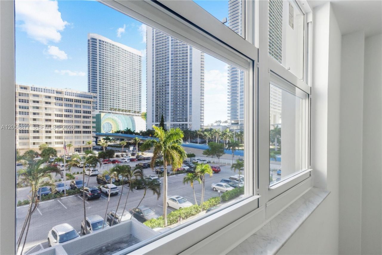 1849 S Ocean Dr , Unit 407, Hallandale Beach, FL 33009 Photo
